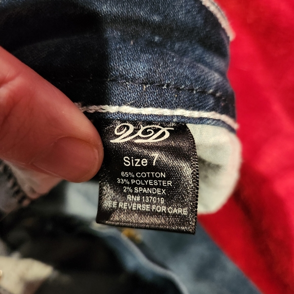 NWOT - ViVi Diva Distressed Skinny Jeans - Picture 3 of 8